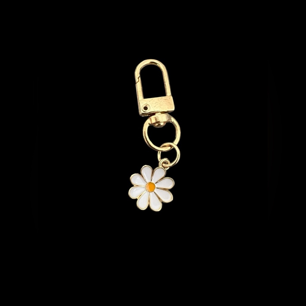 💛Mini Daisy Keychain
